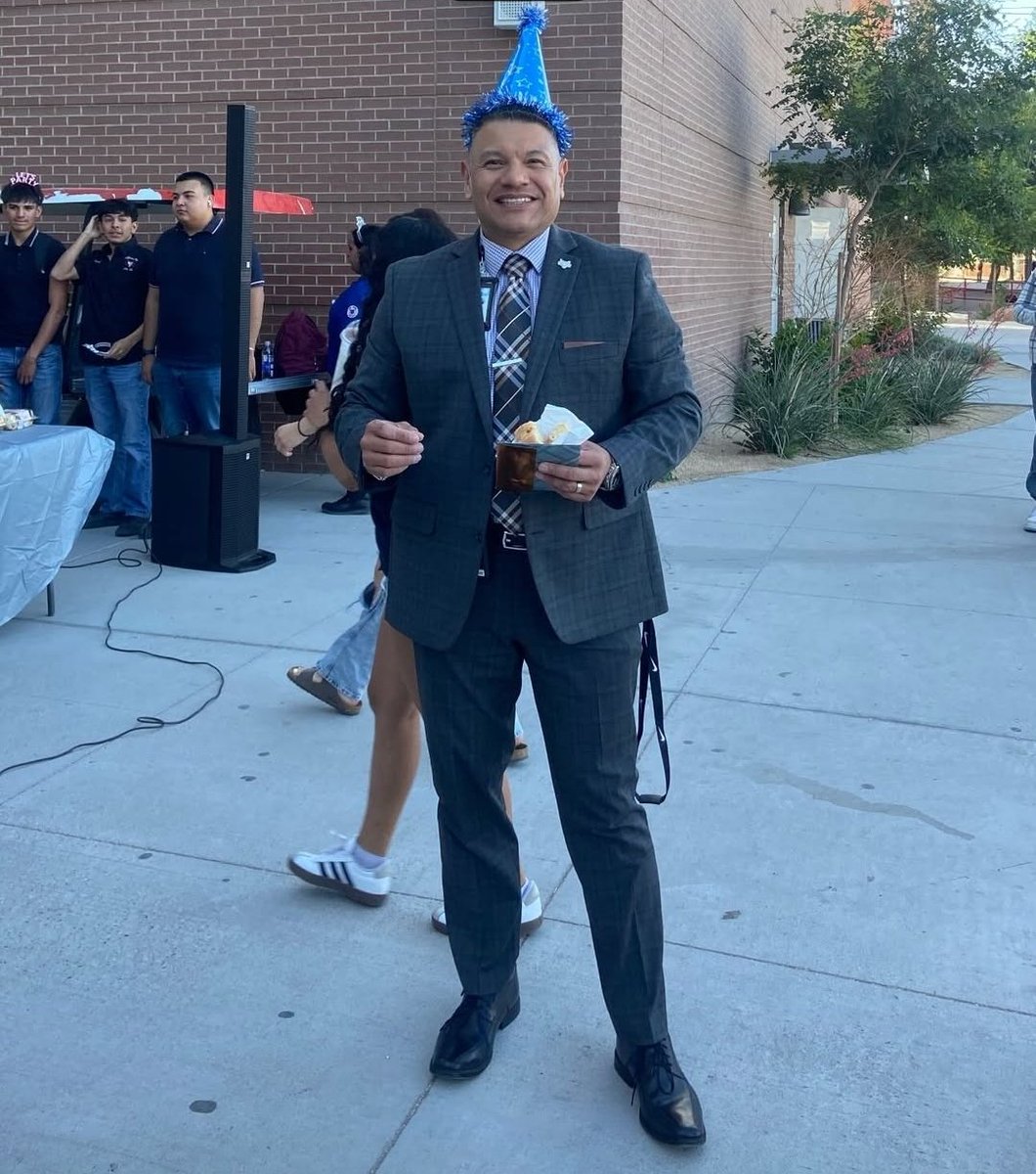 We wish Mr. Rincon a very happy birthday. Hope you enjoy your day, God Bless 🎉🎉🎉