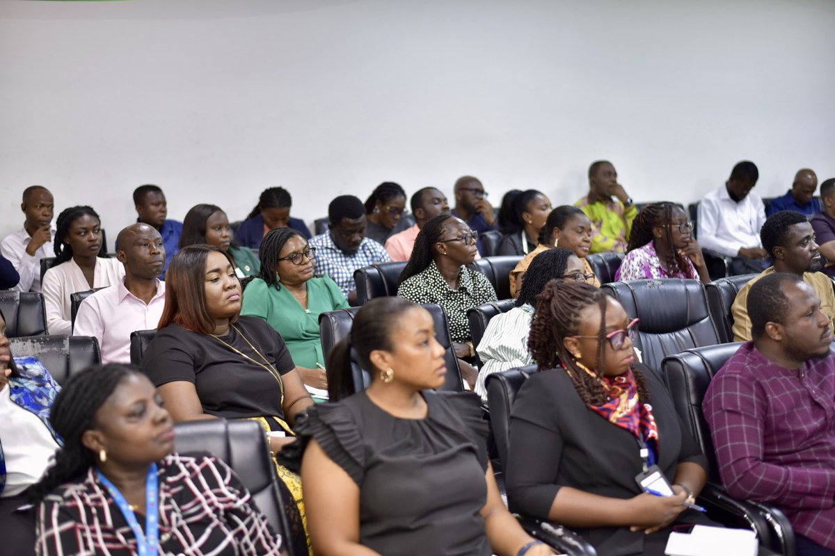 WHOGhana's tweet photo. With nearly half of all deaths in Ghana now linked to #NCDs, urgent action is underway.
We supported @mohgovgh to convene a national RECAP Steering Committee meeting to promote healthier diets & physical activity through legal reform.
Read more➡️ https://t.co/fkT0QzQb9l https://t.co/76shooHtQH
