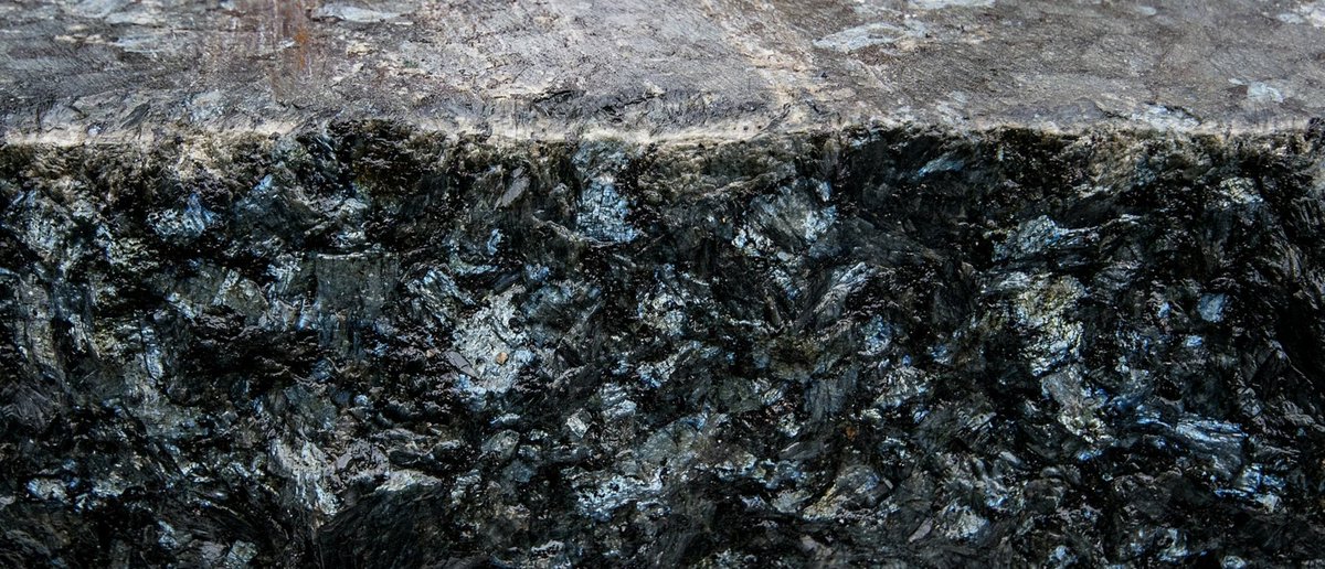 kulu_ya_cool's tweet image. ROCK REVIEW #2: LARVIKITE

VERY PRETTY ROCK, NATIONAL ROCK OF NORWAY (WHEREVER THE FUCK THAT IS) AND USED FOR LOTS OF STUFF! YOU CAN SEE COOL BITS OF FELDSPAR (WHATEVER THE FUCK THAT IS) IN THE RIGHT LIGHTING, VERY COOL AND BEAUTIFUL ROCK

EXCEPTIONAL 9/10