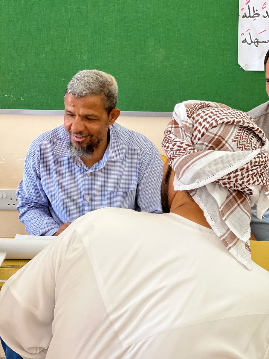 عقد الإثنين تحت إشراف إدارة المدرسة لقاء أولياء الأمور بمعلمي المواد الدراسية للتواصل حول مستويات أبنائهم ومناقشة سبل تعزيز التقدم الدراسي للطلبة وحث الآباء على مواصلة دعم أبنائهم للمزيد من الإنجاز الدراسي
#تعلم_مستدام
#تعليمية_الداخلية