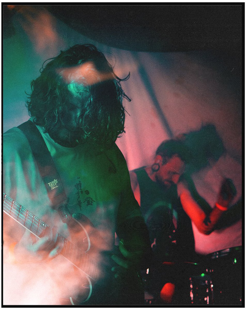 40000Leagues's tweet photo. Three amazing shows with our friends in Earthbound and Vanitas – it was a pleasure to get the share the stage in Manchester and Birmingham.

We would like to say thank you to everyone who came to our sold-out headline show at The Peer Hat in Manchester.

Photos - Lawrence Cameron https://t.co/1RDY9VpbJT