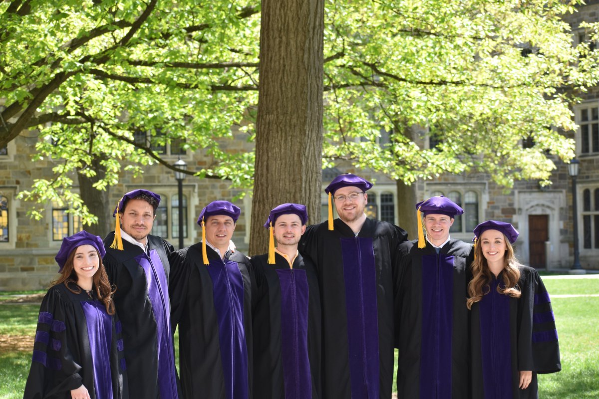 MLaw_FedSoc's tweet image. We are so proud of our graduates! Thank you for all of your contributions to the chapter over the years. You will be missed. Go be great!
