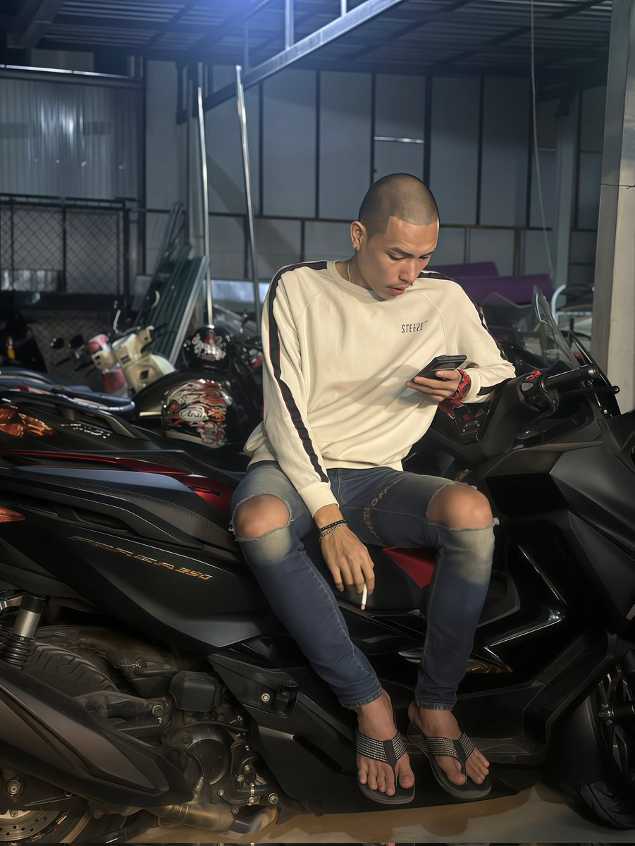 Kz tweet media