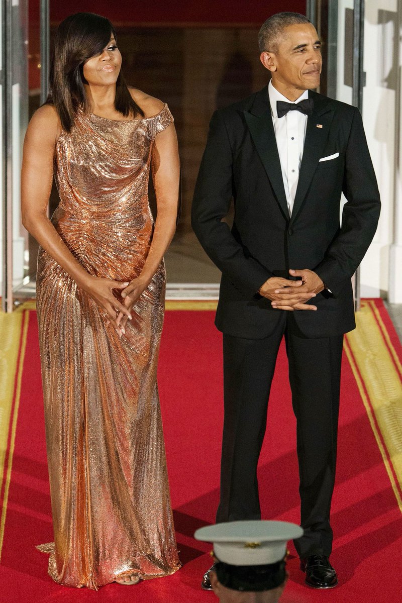 illuminatibot tweet media