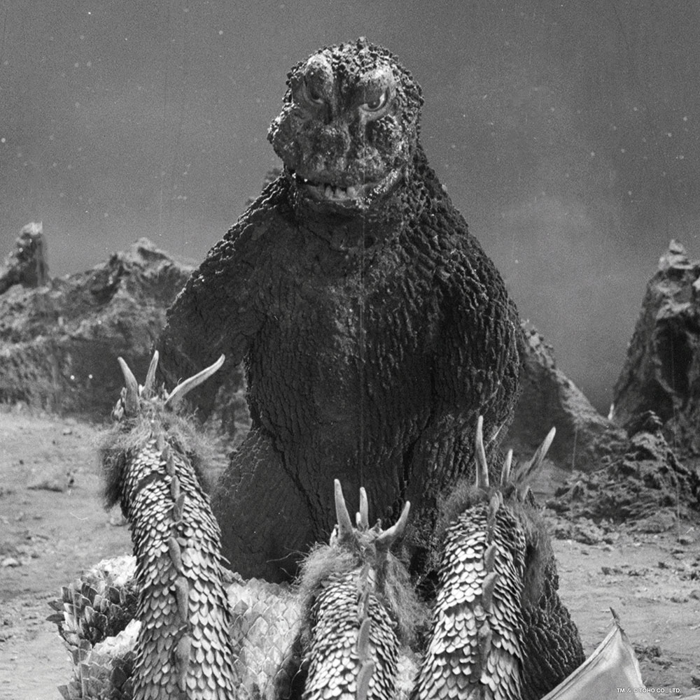 RagoneAugust's tweet image. Here's a cool shot of the Big G after body-slamming #KingGhidorah from THE GREAT MONSTER WAR (1965). The beloved 6th entry in the #Godzilla series was released to the US in 1970 as "Monster Zero." Currently, #Toho is marketing this film worldwide as "Invasion of Astro-Monster."