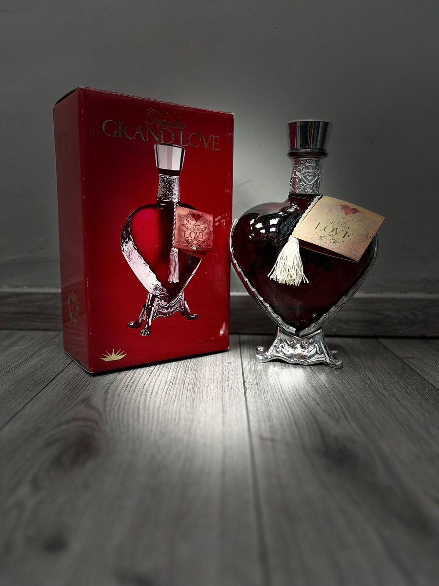 charlyzamvoz's tweet image. Martes y en #ElGuateque vamos a hablar de #canciones migajeras para dedicar

Los leemos @layazv y yo máxim@s❤️

Tenemos una #cena para 2 en @Atarashi33 pases  #Sealand 
Y botella de #TequilaGrandLove

Presentado por @Electrolit  @Megacable en @MAXIMA1067FM 
#Radioramadeoccidente