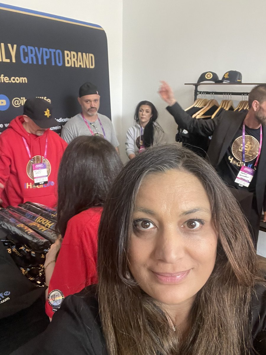 Artcryption tweet media