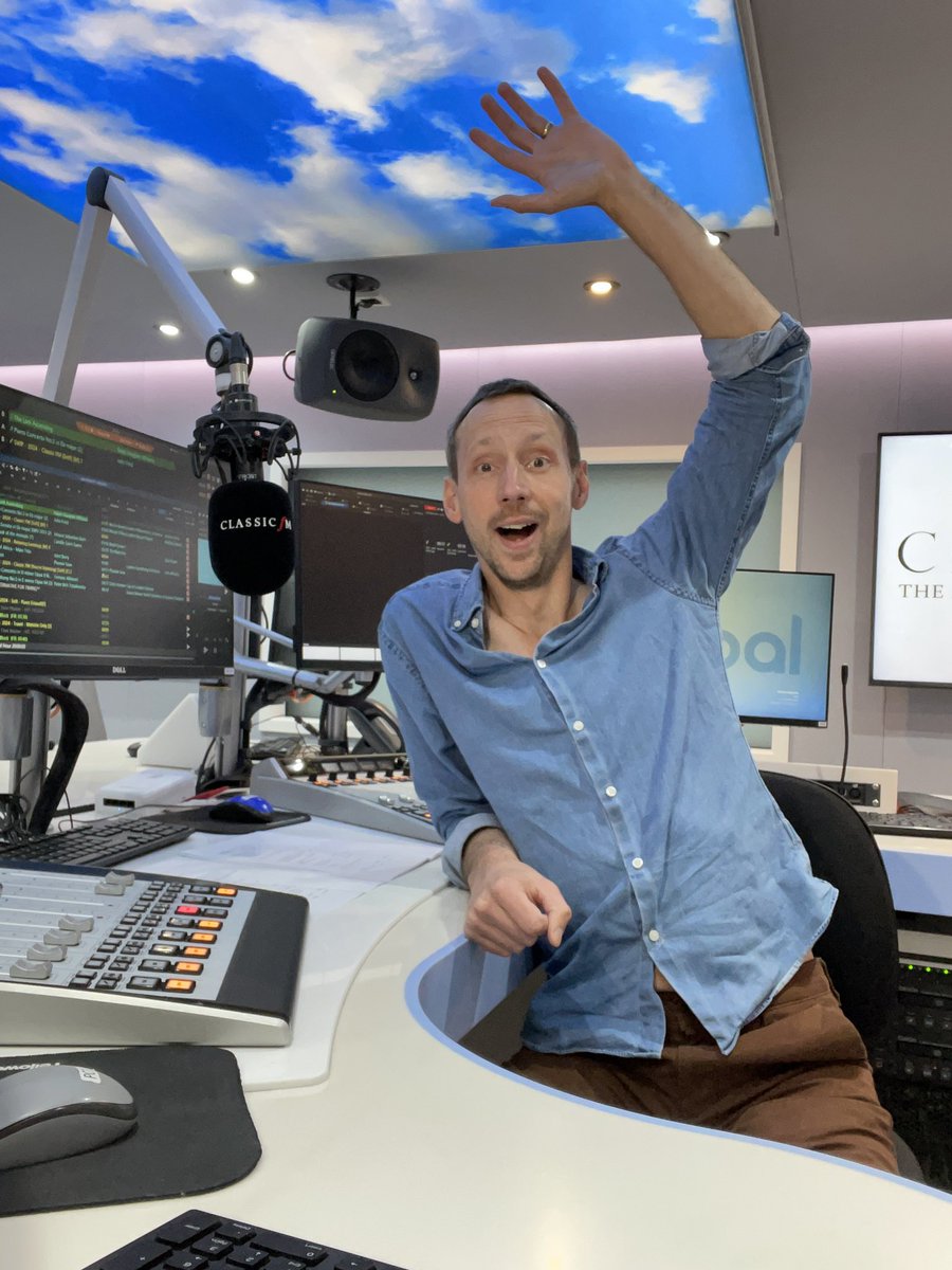Sam Pittis (@sampittis) on Twitter photo Waving or doing my stretches? Either way there’s Tchaikovsky and Dvorak to come and so much more. We’re taking it easy this evening on <a href="/ClassicFM/">Classic FM</a> - do join me Waving or doing my stretches? Either way there’s Tchaikovsky and Dvorak to come and so much more. We’re taking it easy this evening on <a href="/ClassicFM/">Classic FM</a> - do join me