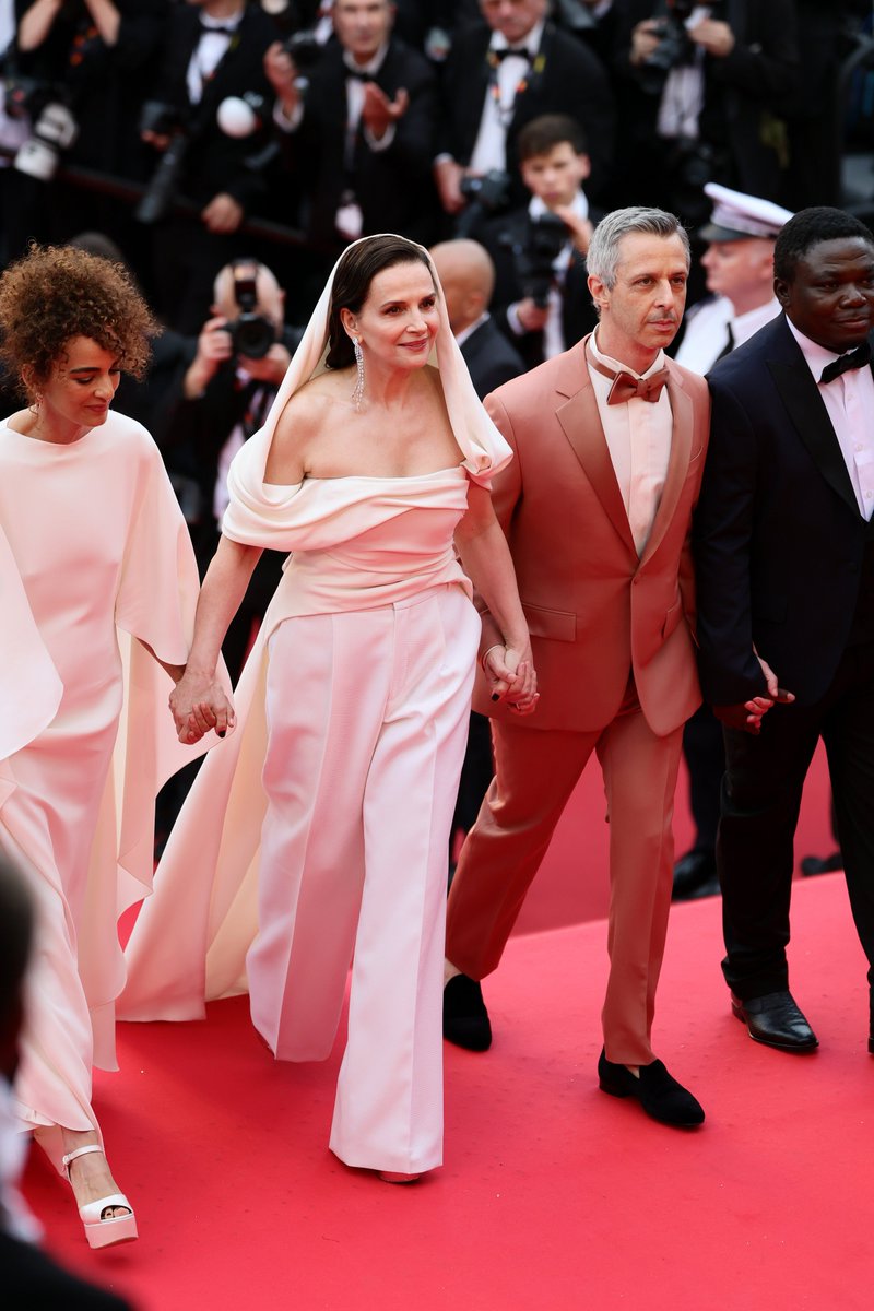 Welcome back to the Croisette. Bella Hadid, Jeremy Strong, and more stars have touched down on the French Riviera for this year’s #CannesFilmFestival.

See more updates from the festival: vanityfair.visitlink.me/qnKh8C