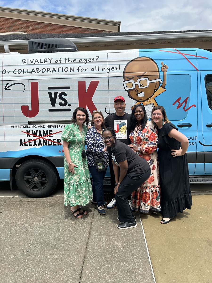 Tuscaloosa Reads (@tuscaloosareads) on Twitter photo So thrilled that our 5th and 6th graders received the opportunity to hear Newbery award winners <a href="/JerryCraft/">Jerry Craft</a> and Kwame Alexander talk about their newly released book, J vs. K! So thrilled that our 5th and 6th graders received the opportunity to hear Newbery award winners <a href="/JerryCraft/">Jerry Craft</a> and Kwame Alexander talk about their newly released book, J vs. K!