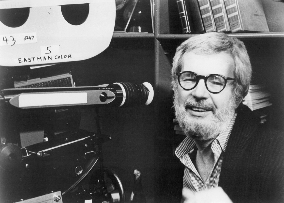 Adiós al gigantesco Robert Benton, director y guionista de un Hollywood que ha desaparecido sin que a Hollywood le importe. Ganó el Oscar en ambos apartados por KRAMER CONTRA KRAMER, y solamente como autor del guión por la fabulosa EN UN LUGAR DEL CORAZÓN.