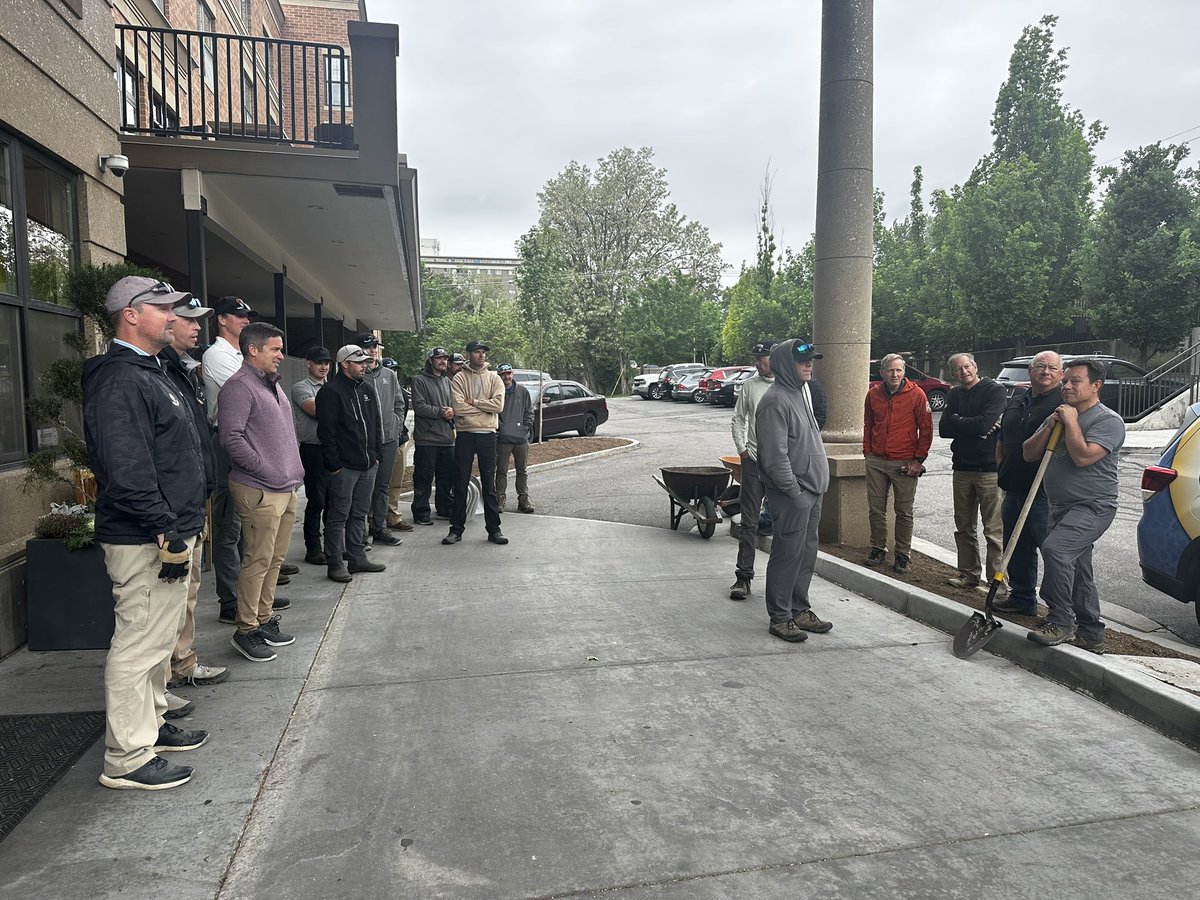 UtahGCSA's tweet image. Huge turnout today for our Service Project at Ronald McDonald House, thanks for the support from everyone involved! @gcsaa #utahgcsa