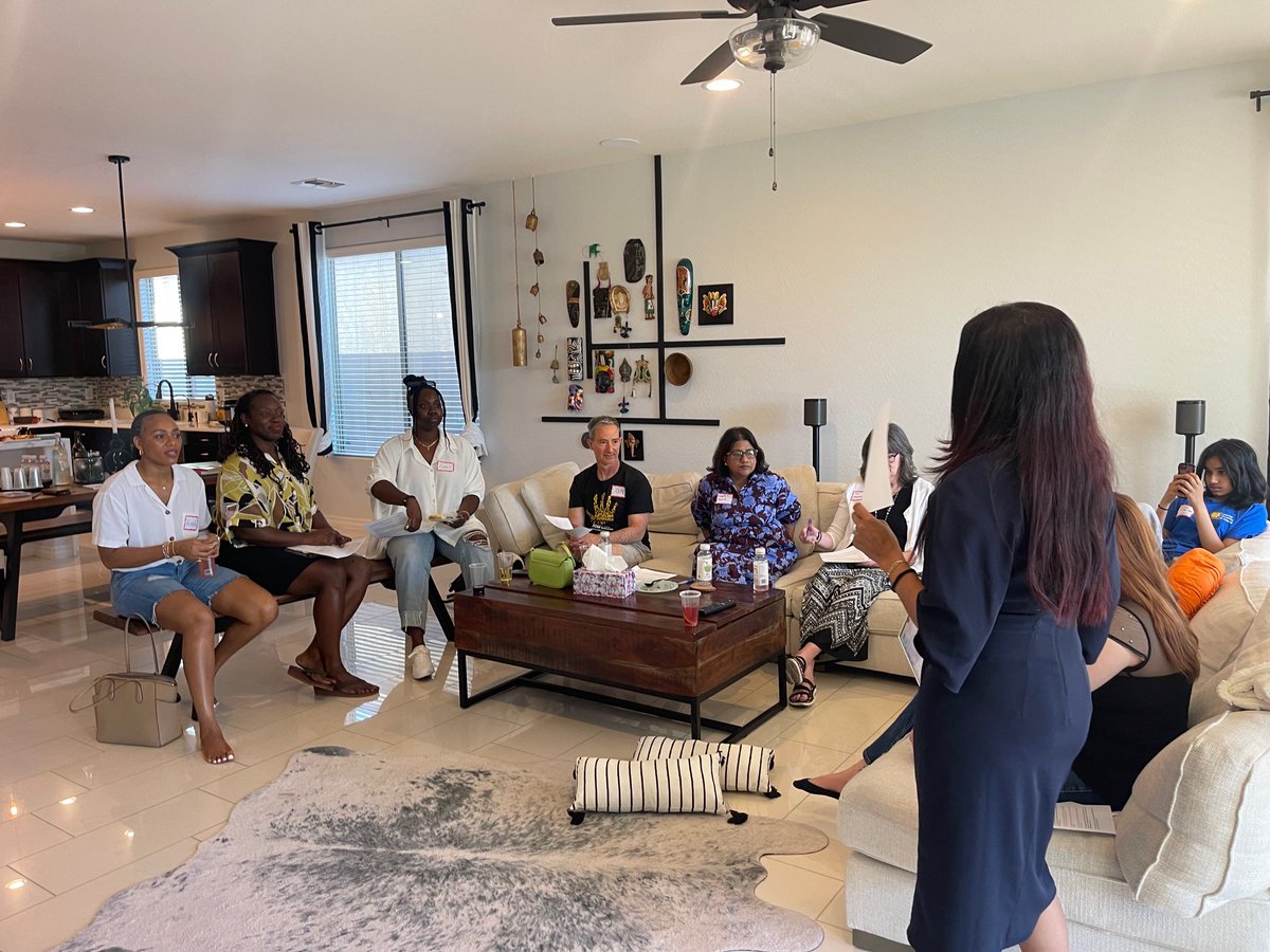 HerRightsGlobal's tweet photo. This month, HerRights held a workshopping &amp; networking event focused on strategic solutions for gender equality. If you’d like to weigh in on the topics we explored, read this UN Report: https://t.co/ws5rB1BP8s

#GenderEquality #WomansRightsareHumanRights #GiveGirlsaChance https://t.co/wWYahHWA7H