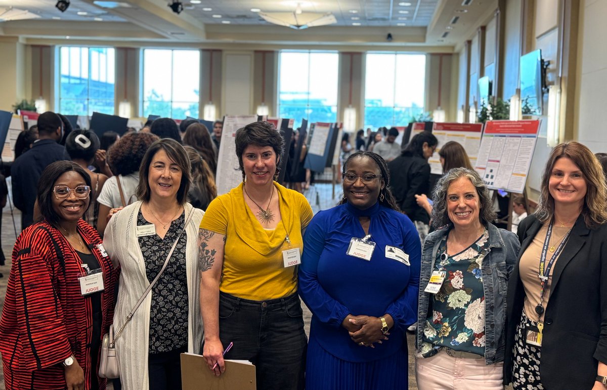 UMSON (@marylandnursing) on Twitter photo Thank you to our UMSON alumni volunteers that served as poster day judges at the Evidence-Based Practice Poster Day in Baltimore! Reach out to the office of development and alumni relations at alumni.nursing@umaryland.edu if you're interested in joining us next time. Thank you to our UMSON alumni volunteers that served as poster day judges at the Evidence-Based Practice Poster Day in Baltimore! Reach out to the office of development and alumni relations at alumni.nursing@umaryland.edu if you're interested in joining us next time.
