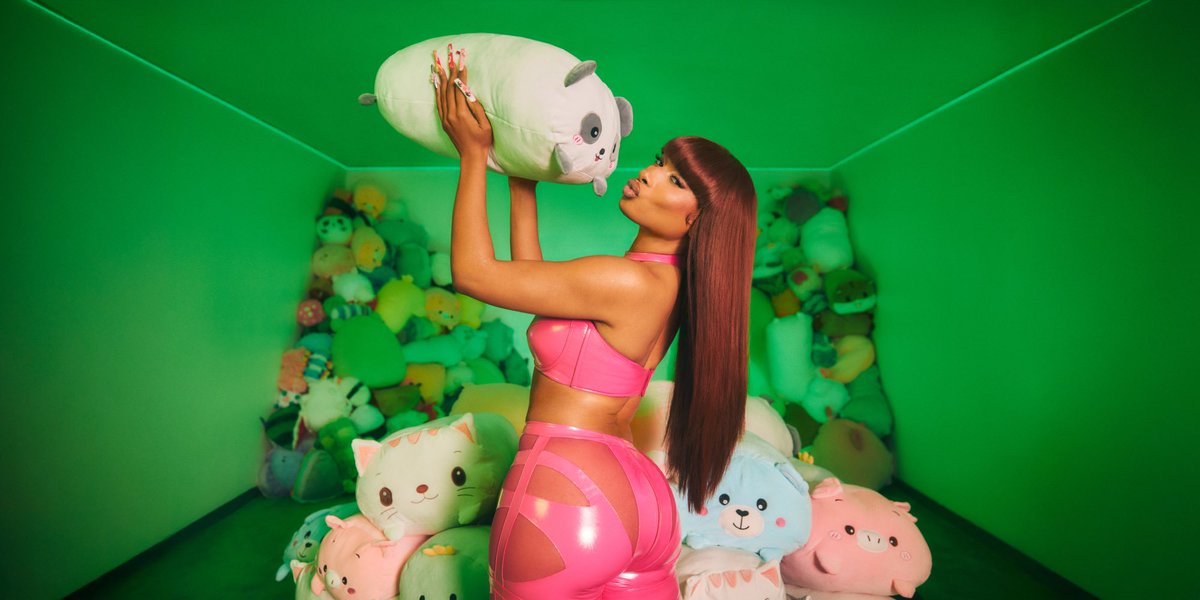 theestallion's tweet photo. MY AIRBNB EXPERIENCE IS OUT NOW!!

This is for my hotties who love anime AND who wanna do some cool shit with me! I’m setting up a whole medley of games from cosplay, cooking, Mortal Kombat AND the “Floor Is Hottie Lava”. Teams will compete, but I’m awarding only ONE winner the title of THEE OTAKU HOTTIE 😛

Book it now at https://t.co/JrQinXfNfM 🔥