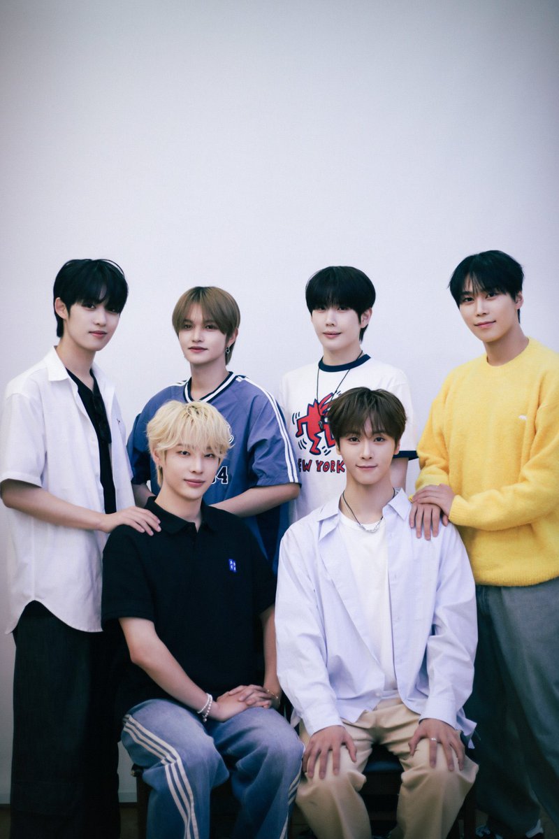 baeilpics's tweet photo. [📸] #BAE173 | 250514 

home is where you are 💙
   
#비에이이173 #유준 #무진 #준서 #유영서 #빛 #도하 https://t.co/p9Fjmrevqp