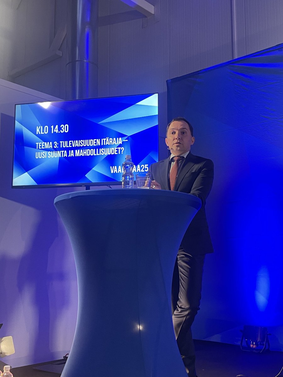 David Lindström (@d_j_lindstrom) on Twitter photo Kiitos paljon <a href="/willerydman/">Wille Rydman</a> virerailusta #virolahdella ja aivan erinomaisesta puheenvuorosta! Meillä on paljon hyviä esimerkkejä valtion ja paikallisen tason yhteistyöstä syntyvästä lisäarvosta <a href="/TEM_uutiset/">TEM</a> <a href="/CursorOy/">Cursor Oy</a> <a href="/kaakkoisraja/">Kaakkois-Suomen raja</a> Kiitos paljon <a href="/willerydman/">Wille Rydman</a> virerailusta #virolahdella ja aivan erinomaisesta puheenvuorosta! Meillä on paljon hyviä esimerkkejä valtion ja paikallisen tason yhteistyöstä syntyvästä lisäarvosta <a href="/TEM_uutiset/">TEM</a> <a href="/CursorOy/">Cursor Oy</a> <a href="/kaakkoisraja/">Kaakkois-Suomen raja</a>