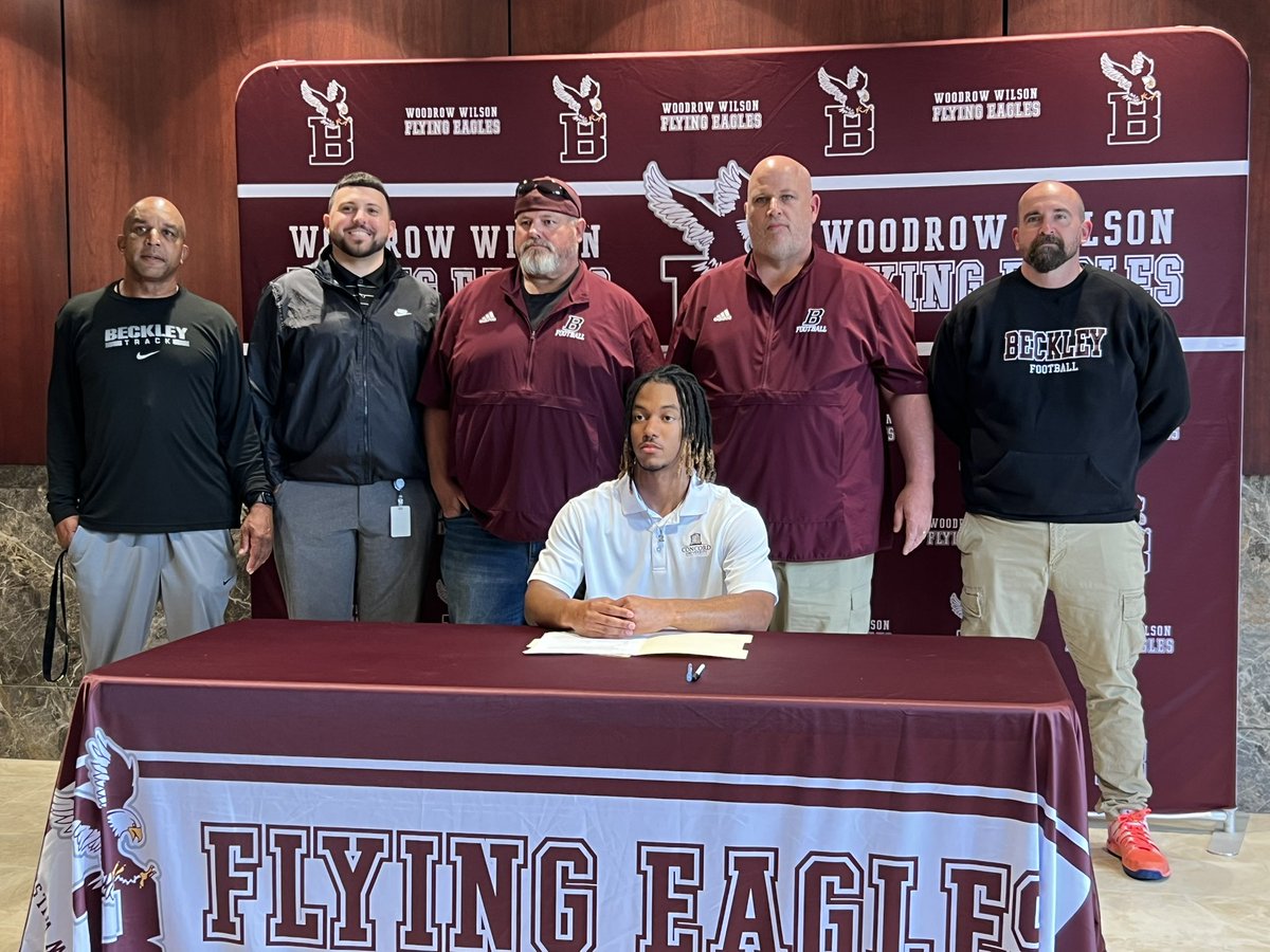 sddsports's tweet image. Prep Football 🏈 
Woodrow Wilson’s Christian Stewart on Tuesday signed with Concord where he will play football and major in criminal justice.
#wvprepfb