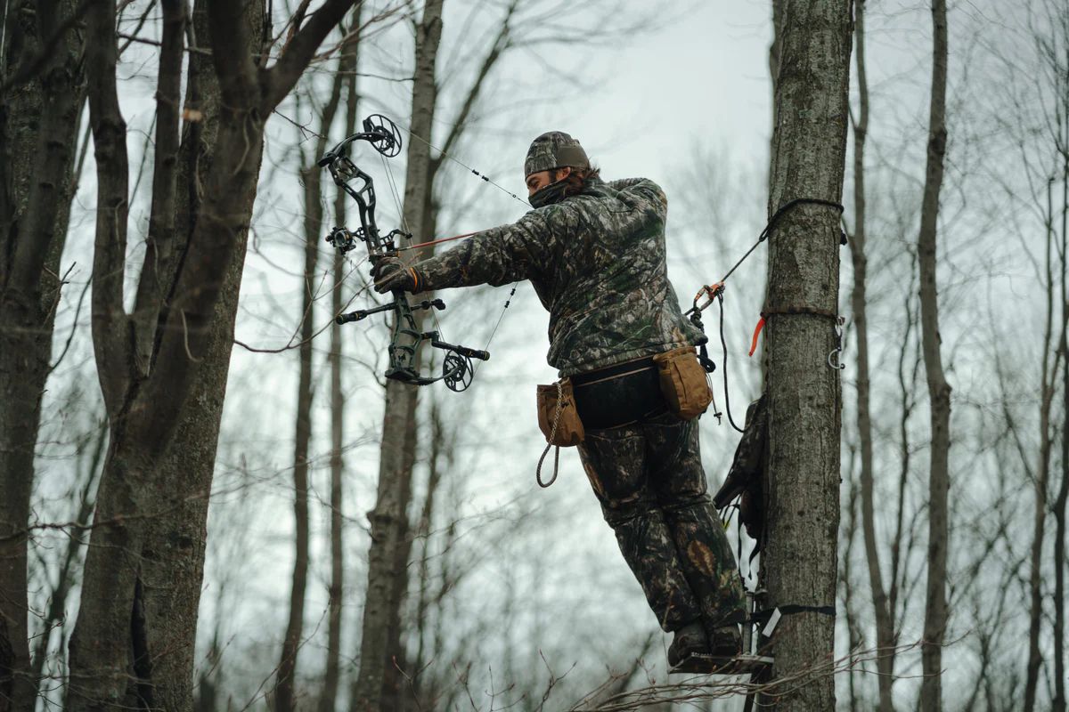 ExpGearOutdoor's tweet photo. Ready to start bow hunting? 🏹 Our beginner's guide covers everything from essential gear to shooting tips. 

👉 Read the full guide: https://t.co/0CFYTiZamq
#BowHunting #BeginnerTips #ExploreGear #HuntingSeason https://t.co/S0R8QvZfw2