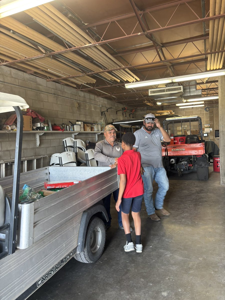 EctorCountyISDAthletics (@ecisdathletics) on Twitter photo Well @ectorcountyisd today is the big day! Please help us celebrate Conner Gibson as he helps lead our ECISD-Gibson Field Day Extravaganza! Stay tuned for all the fun in the sun! <a href="/KeeleySBoyer/">Keeley Boyer</a> Well @ectorcountyisd today is the big day! Please help us celebrate Conner Gibson as he helps lead our ECISD-Gibson Field Day Extravaganza! Stay tuned for all the fun in the sun! <a href="/KeeleySBoyer/">Keeley Boyer</a>
