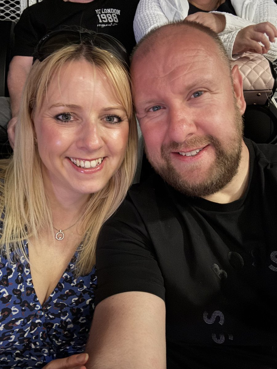 A wee night out to see <a href="/bryanadams/">Bryan Adams</a> in Glasgow with Kirsteen <a href="/obsessedbyshoes/">Kirsteen Griffiths</a> .🤘🏻