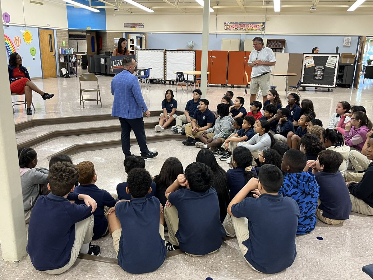 PetheAJ's tweet photo. Career Day at Walter Schneckenburger was a blast! Huge thanks to Kenner Councilman Lahatte, @LaurenMcCoyTV from FOX8, and Chase That Truth for joining me on the panel and inspiring our amazing 4th graders to dream big! Proud to represent @JPSchools_! #CareerDay #FutureLeaders https://t.co/TVzMUEcLVL