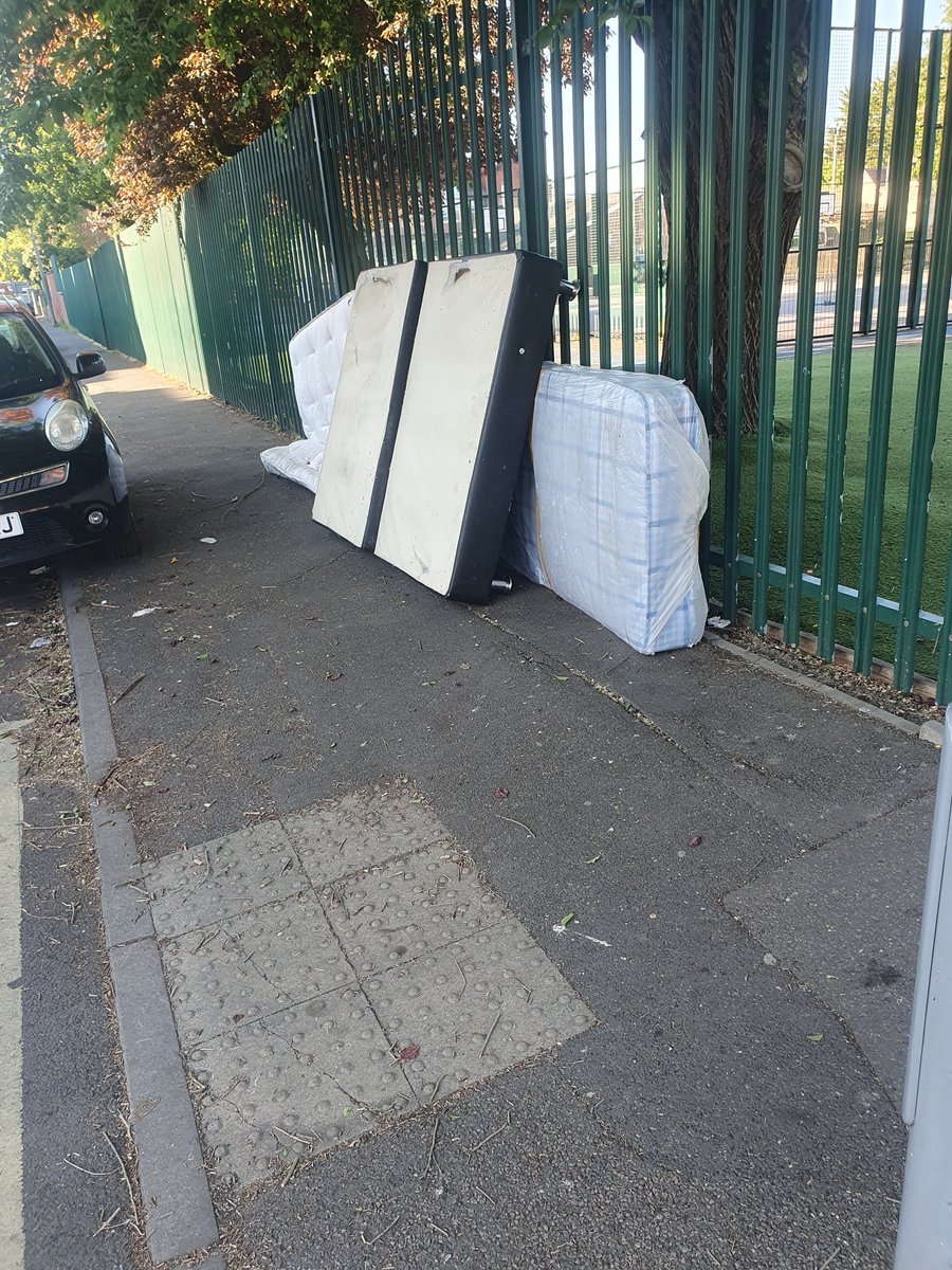 Small Island Stories 2 @dedaderby #derbyfeste tweet media