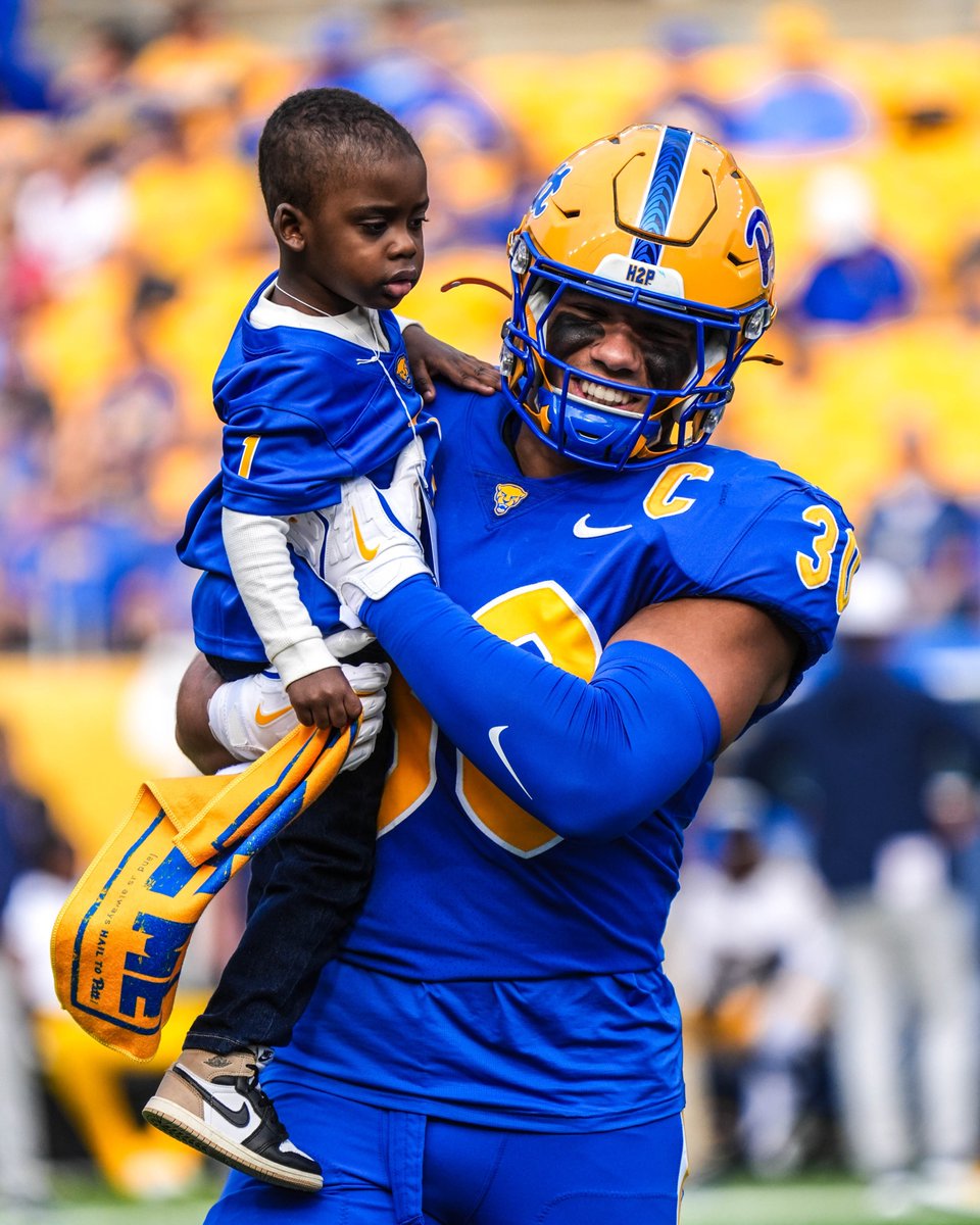 Former Pitt captain and current @chiefs linebacker <a href="/B_George06/">Brandon George</a> was named the first-ever recipient of the Catherine Howe Eternal Hope Award, presented by the Mother's Hope Foundation.

📰 tr.ee/EternalHope

#WeNotMe #H2P