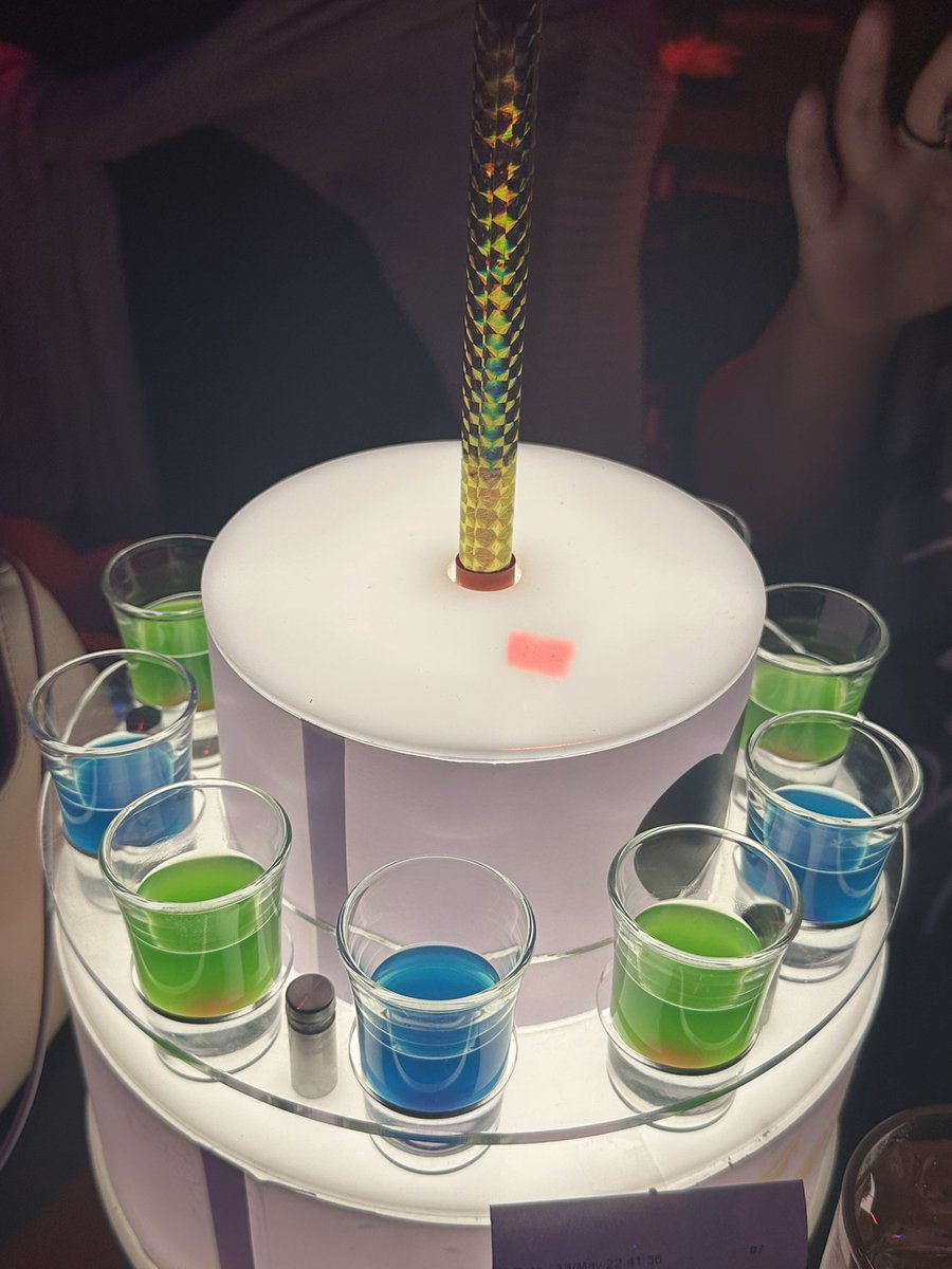 สุขสันต์วันเกิดครับอ้วน <a href="/rxpeepxtt/">Pee</a> 🌈💐