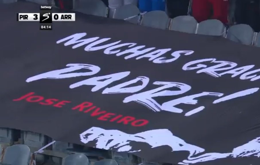 TmCiteilife's tweet image. The Viral Jose Riveiro Banner That Was Posted On Buccaneer Twitter Came To Life 🙌🏾

#OnceAlways || #BetwayPrem