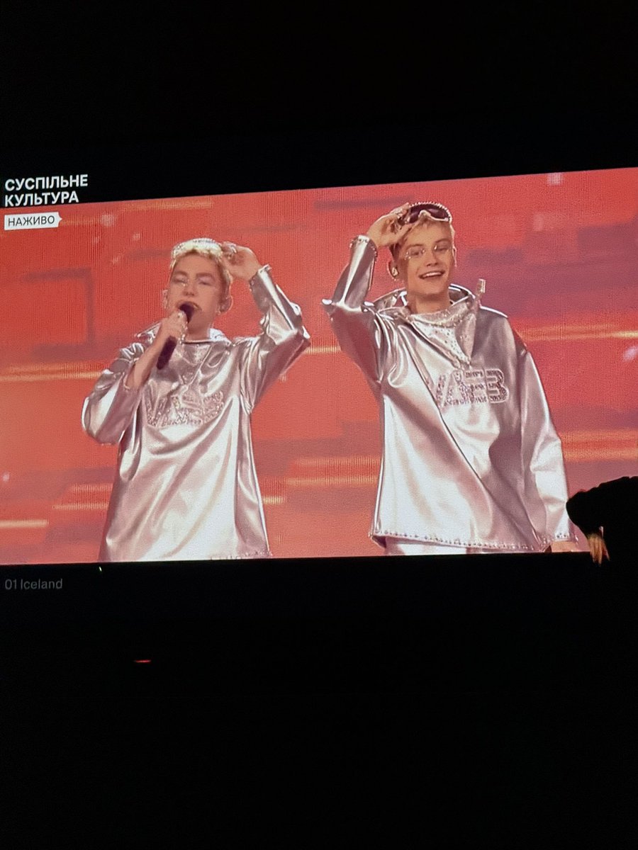 Sains_u's tweet image. Вже пожартували про братів Борисенко?))

#Євробачення2025
#Eurovision2025