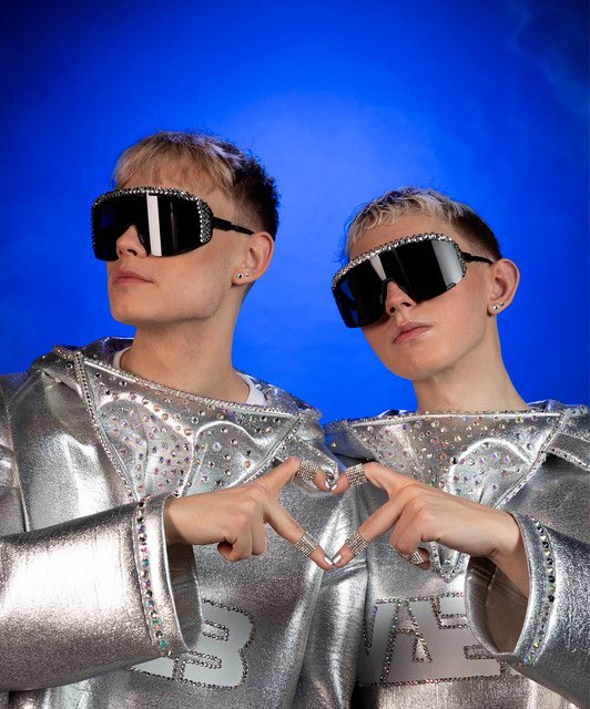 VOTE ICELAND RAAAAHHH 🇮🇸🇮🇸🇮🇸🦅🦅🦅🦅#Eurovision2025 #12stig