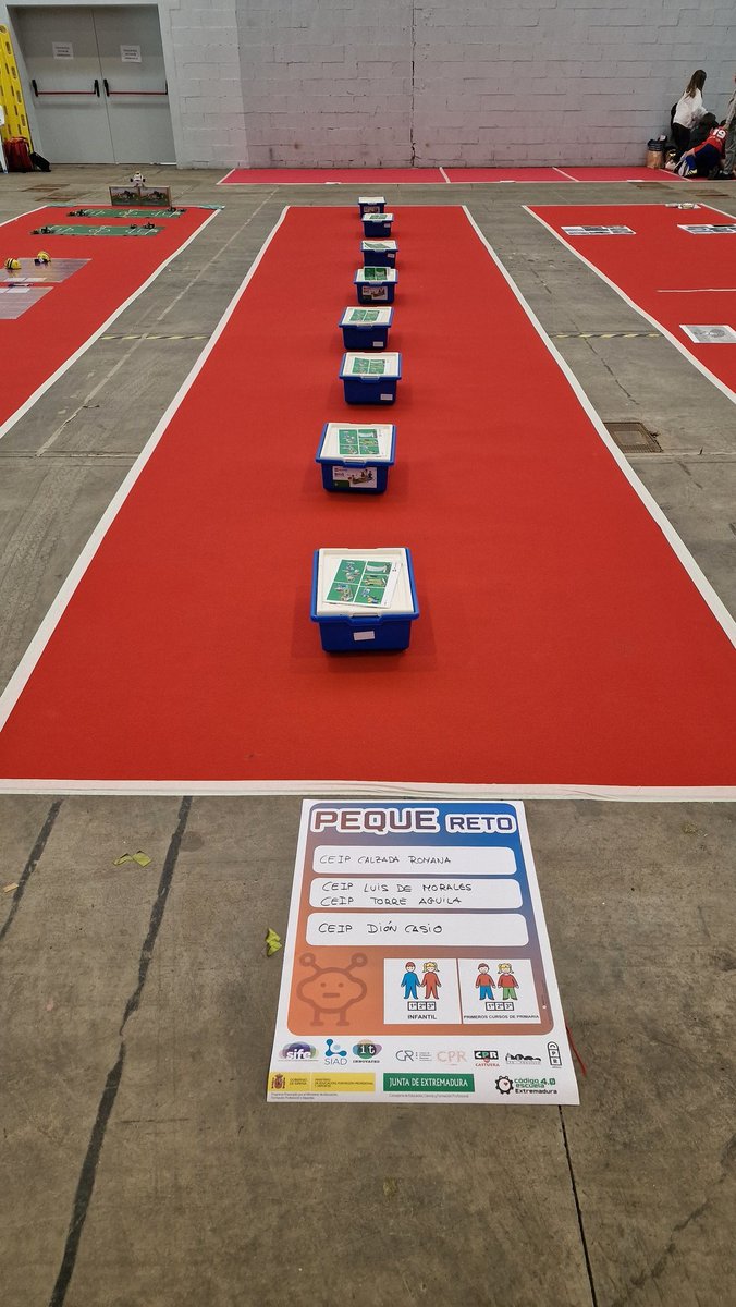 Hoy he dinamizado un taller de PequeReto en la final de la VII Liga Extremeña de Robótica Educativa. 
Una experiencia que une innovación, robótica y comunidad.
Gracias por contar conmigo una vez más.
Me voy con el corazón lleno y la mochila cargada de energía.
#RoboReto25