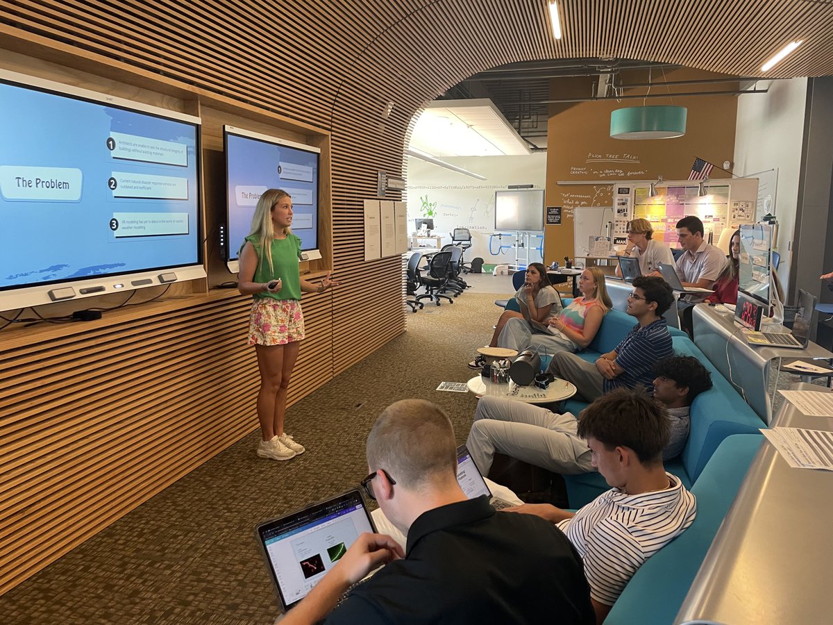 🌟💯Innovation on display! CAPS Innovation &amp; Entrepreneurship students presented projects on products, search engines, startups &amp; bold ways to transform the marketplace. 💡 So much creativity &amp; drive — the future is bright! #BVTogether #ChampionsOfLearning
