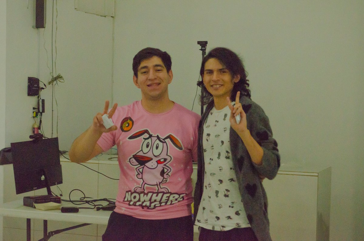 NOWHERE SMASH tweet media