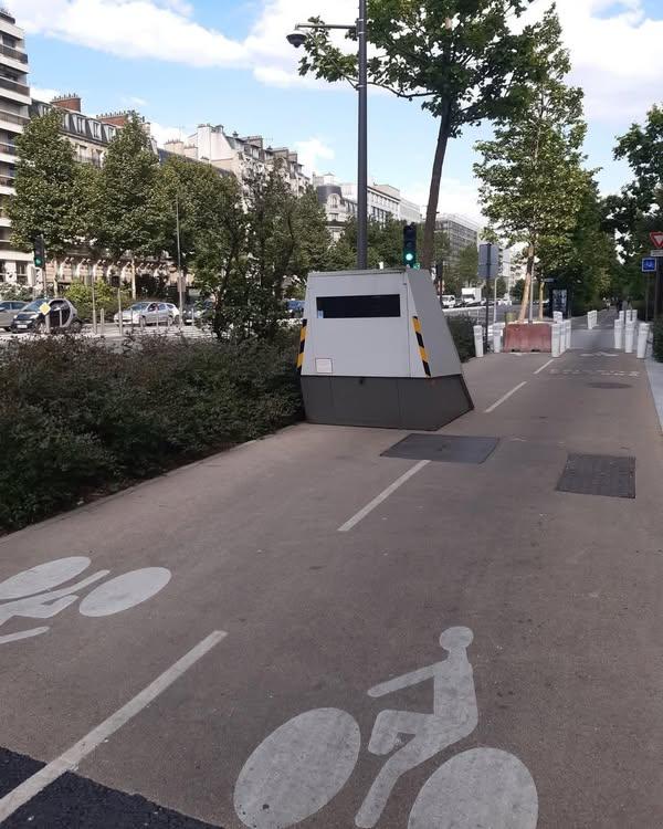 Altis ▷ tweet media