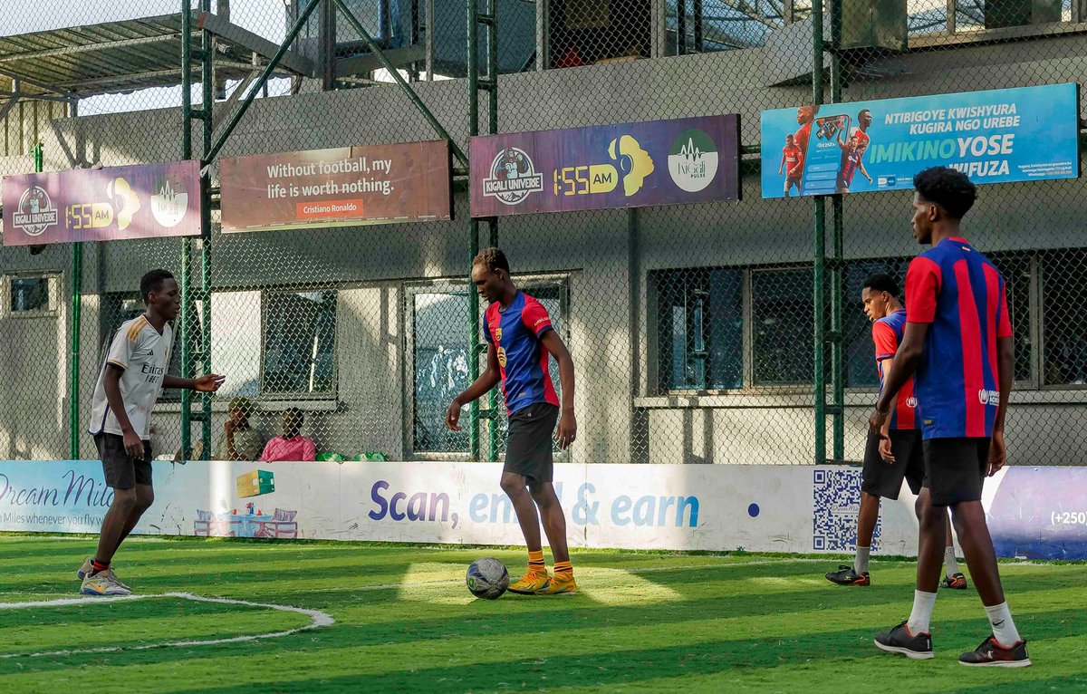 Umucuzistudio's tweet photo. #Kigaliuniverse 
Where Champions chill 
Get there and enjoy the beautiful pitch 

📸: @mugishadan171 

#football #aphoto_is_amemory https://t.co/wqm4e8VUeV