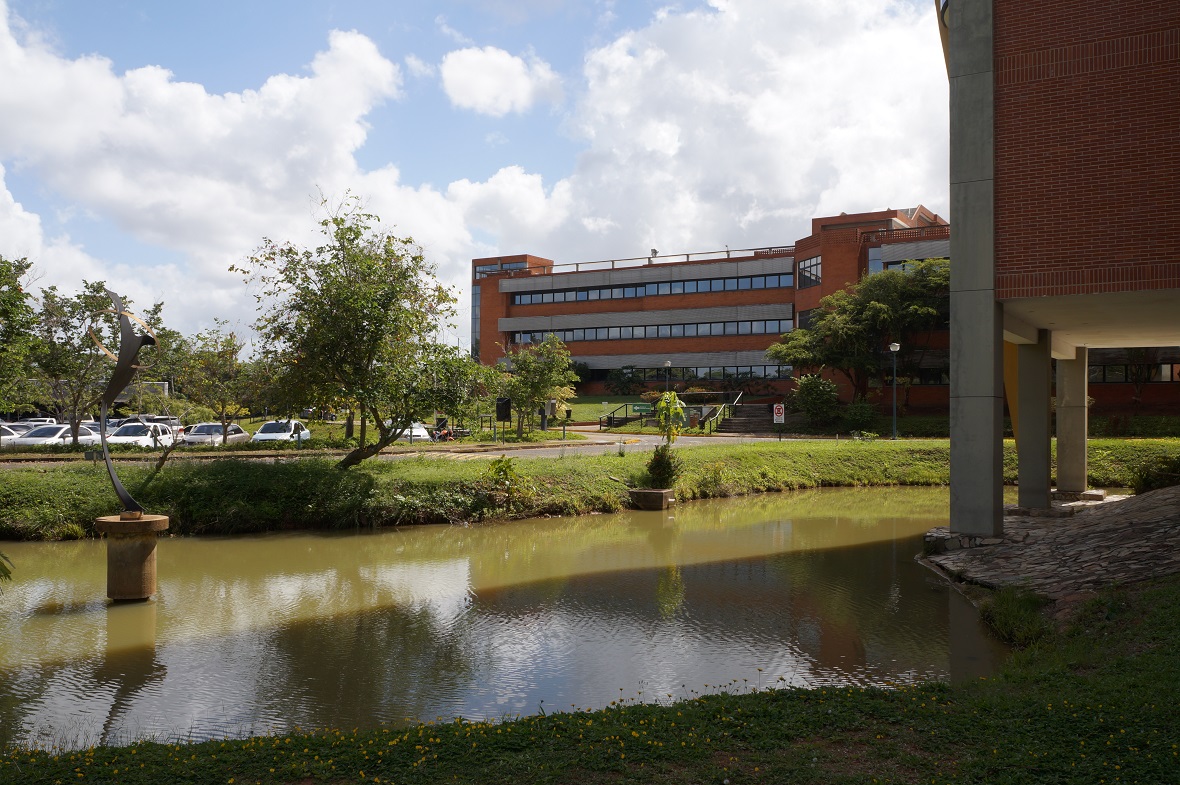 ¿Sabías que en la UCAB Guayana ampliamos nuestra oferta académica?

Conoce nuestras nuevas carreras técnicas:
-TSU en Diseño y Producción de Software.
-TSU en Seguridad y Salud Laboral.

Para más información, ingresa al link ⬇️
ucab.edu.ve/informacion-in…