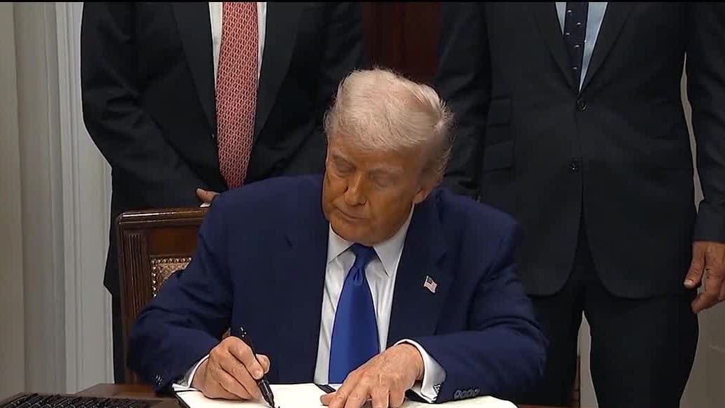 Trump's Executive Order Targets Big Pharma's Price Gouging - bigleaguepolitics.com/trumps-executi…