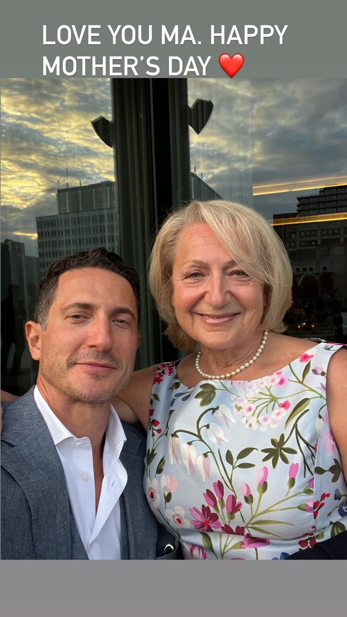 #SashaRoiz Via Instagramstorie Love you MA. Hapoy Mother's day ❤