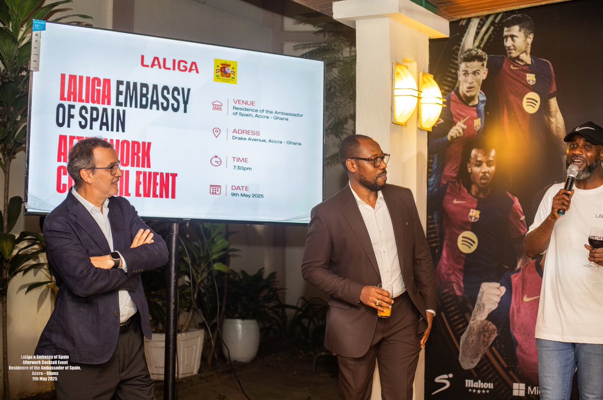 EmbEspGhana's tweet image. LaLiga Week-end was full of energy and memorable moments!
With @LaLiga and @IrevaSports, we hosted a Friday cocktail at the Ambassador’s Residence, a Women in Football talk at @upsaccra and a vibrant viewing party with live drumming by @fafaliorg.
Congrats @FCBarcelona!