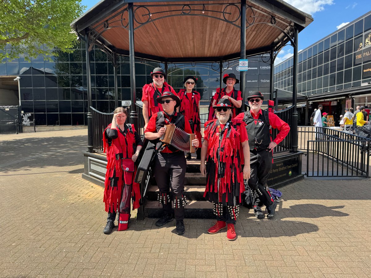 Red Cuthbert Morris tweet media