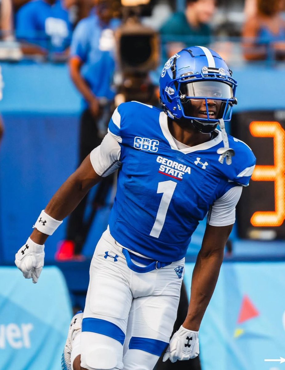 Tony Arnett 3⭐️DB (@11arnett) on Twitter photo After a conversation with <a href="/GlennTFordJr1/">Coach Glenn T. Ford Jr.</a> I’m blessed to have a offer from Georgia state <a href="/RecruitDevils/">Central Football</a> <a href="/CoachP_eterson/">Coach P 🍎🏈📚🎓CoachesHelpingCoaches</a> <a href="/ChadSimmons_/">ChadSimmons</a> <a href="/TomLoy247/">Tom Loy</a> <a href="/MohrRecruiting/">Brian Mohr</a>
<a href="/adamgorney/">Adam Gorney</a> <a href="/samspiegs/">Sam Spiegelman</a>
<a href="/CClemente247/">Christian Clemente</a> <a href="/ColePinkston/">Cole Pinkston</a> <a href="/CalebJ_Rivals/">Caleb Jones</a> <a href="/ITATJason/">Jason Caldwell</a> <a href="/HallTechSports1/">Hall-Tech Sports</a> <a href="/TDARecruiting/">Touchdown Alabama Recruiting</a> After a conversation with <a href="/GlennTFordJr1/">Coach Glenn T. Ford Jr.</a> I’m blessed to have a offer from Georgia state <a href="/RecruitDevils/">Central Football</a> <a href="/CoachP_eterson/">Coach P 🍎🏈📚🎓CoachesHelpingCoaches</a> <a href="/ChadSimmons_/">ChadSimmons</a> <a href="/TomLoy247/">Tom Loy</a> <a href="/MohrRecruiting/">Brian Mohr</a>
<a href="/adamgorney/">Adam Gorney</a> <a href="/samspiegs/">Sam Spiegelman</a>
<a href="/CClemente247/">Christian Clemente</a> <a href="/ColePinkston/">Cole Pinkston</a> <a href="/CalebJ_Rivals/">Caleb Jones</a> <a href="/ITATJason/">Jason Caldwell</a> <a href="/HallTechSports1/">Hall-Tech Sports</a> <a href="/TDARecruiting/">Touchdown Alabama Recruiting</a>