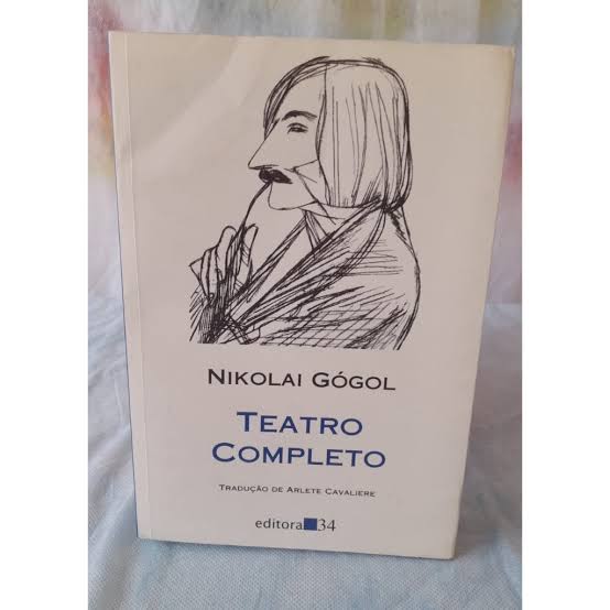 AcierAndy's tweet photo. Prazerosíssima conversa com Arlete Cavaliere, professora de Letras Russas na USP, escritora e organizadora de publicações da literatura russa no Brasil, sobre o riso, a paródia e o grotesco na dramaturgia de Gógol. Na próxima edição do Casa Marx Entrevista. Está imperdível https://t.co/InPqinzHqW