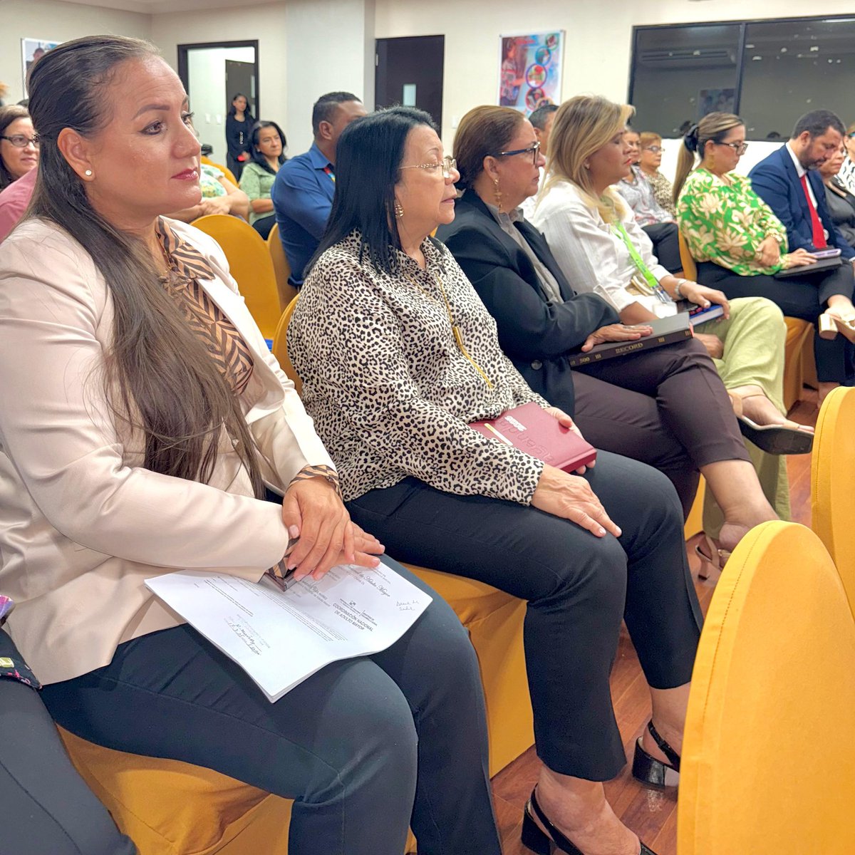 Juanpi Dolande (@juanpidolande) on Twitter photo Hoy dirigí el taller “Viviendo la Discapacidad de <a href="/SenadisPma/">SENADIS Pmá</a> dirigido al equipo del <a href="/MIDESPma/">Ministerio de Desarrollo Social de Panamá</a> Creer en la inclusión es resistir a la indiferencia y transformar culturas. Derechos y empatía van de la mano. Construimos juntos una Panamá para todos. #ConPasoFirme 🇵🇦 Hoy dirigí el taller “Viviendo la Discapacidad de <a href="/SenadisPma/">SENADIS Pmá</a> dirigido al equipo del <a href="/MIDESPma/">Ministerio de Desarrollo Social de Panamá</a> Creer en la inclusión es resistir a la indiferencia y transformar culturas. Derechos y empatía van de la mano. Construimos juntos una Panamá para todos. #ConPasoFirme 🇵🇦