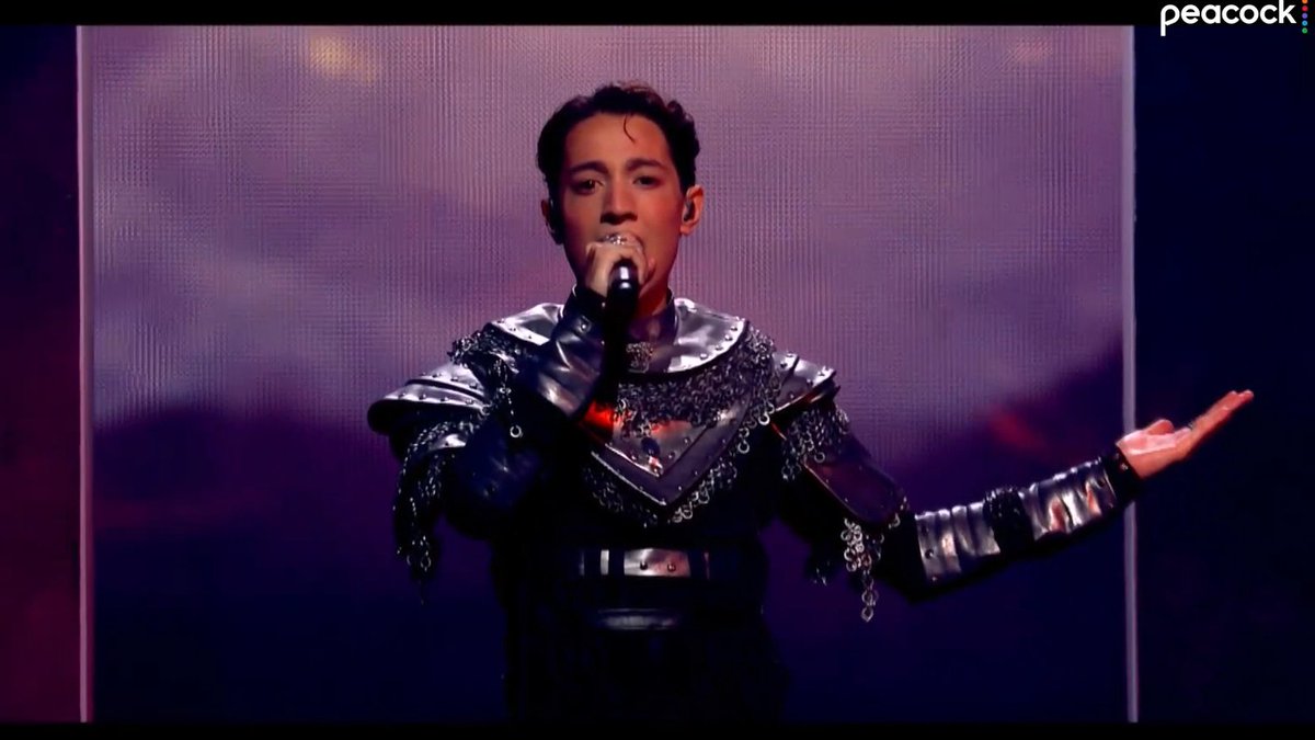 navahw's tweet photo. Norway is what Eurovision was meant to be. An adorable twink dressed in goth chain mail armor, with flawless vocals, snazzy dance moves, and lots of pyro. It feels like the truest form of a Eurovision song, and I love that for it. 10/10 Norway, no notes! #Eurovision2025 https://t.co/GJXmwSMrzr