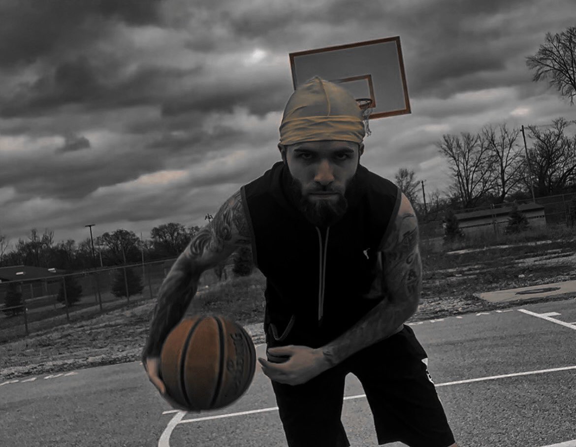 DatDudeCory's tweet image. HOOPER 😈😤🏀