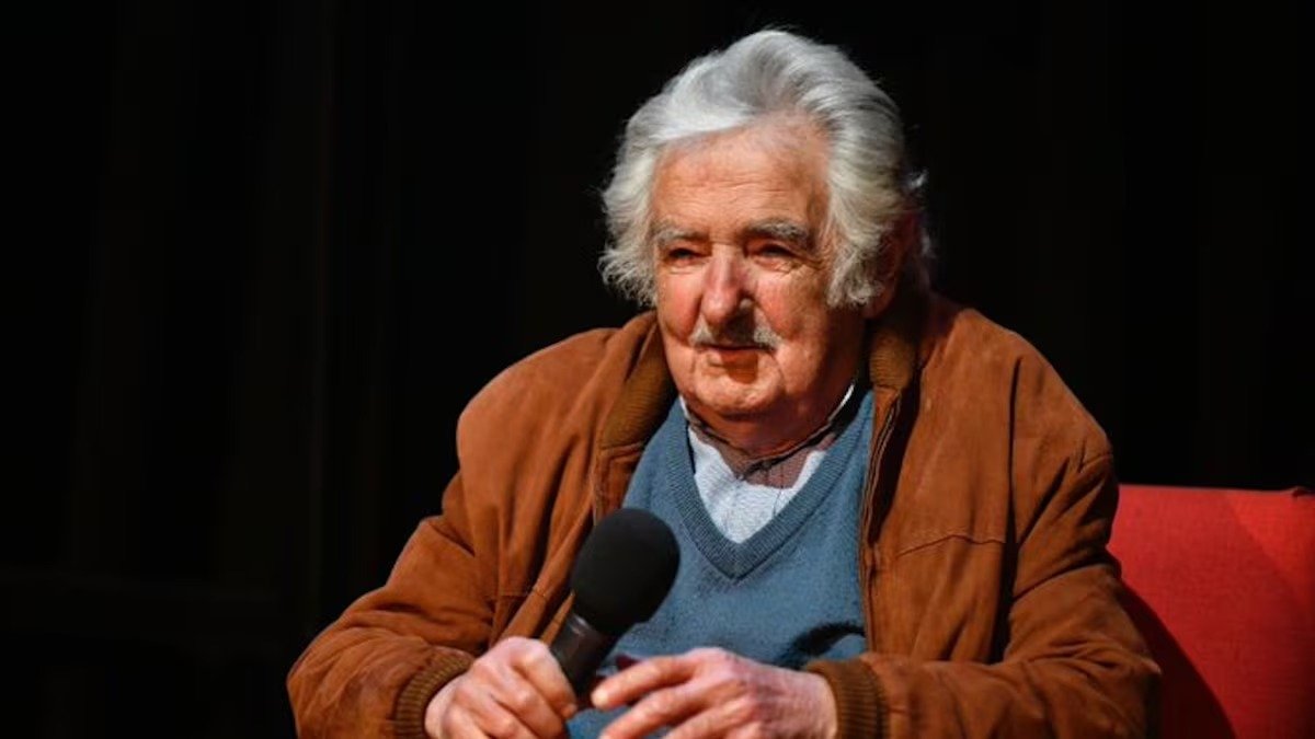 SolanoJess's tweet photo. #ULTIMAHORA 
Murió José Mujica, ex presidente de Uruguay, a los 89 años.  Fue un  histórico de la izquierda en América Latina. https://t.co/ffAQqB4G9B