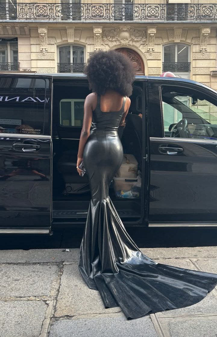 Le body de Ebony c'est de l'art😱🥹😍❤️❤️