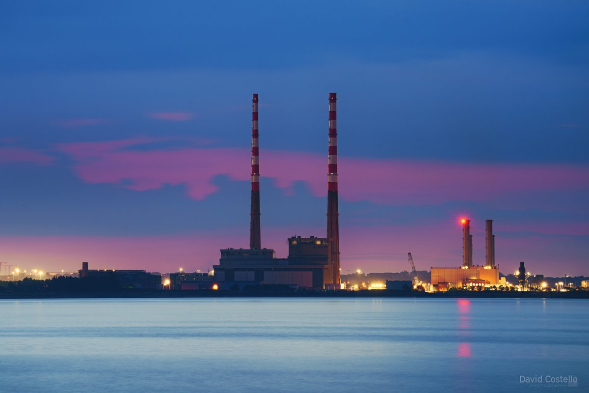 David Costello Photography (@davidcostellodc) on Twitter photo As the rain clouds cleared and the sun dipped below the horizon over Dublin Bay last night...
#PoolbegChimneys #Sunset #Rain #DublinBay #Dusk #Dublin <a href="/ThePhotoHour/">#ThePhotoHour</a> <a href="/StormHour/">#StormHour</a> As the rain clouds cleared and the sun dipped below the horizon over Dublin Bay last night...
#PoolbegChimneys #Sunset #Rain #DublinBay #Dusk #Dublin <a href="/ThePhotoHour/">#ThePhotoHour</a> <a href="/StormHour/">#StormHour</a>